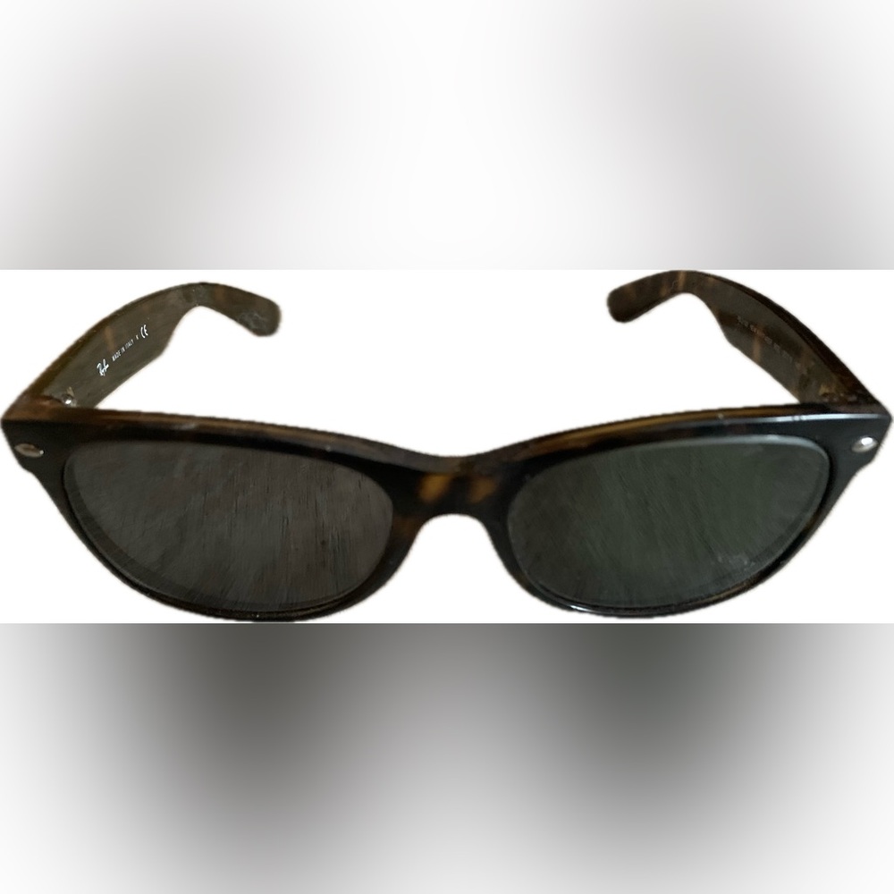 Ray-Ban New Wayfarer Sunglasses